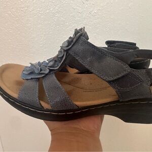 Clarks Women's Blue Sandals size 8